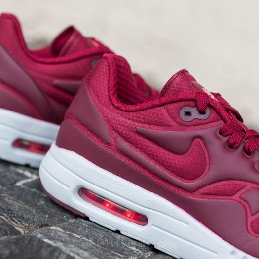 Nike air max 9 ultra se burgundy top