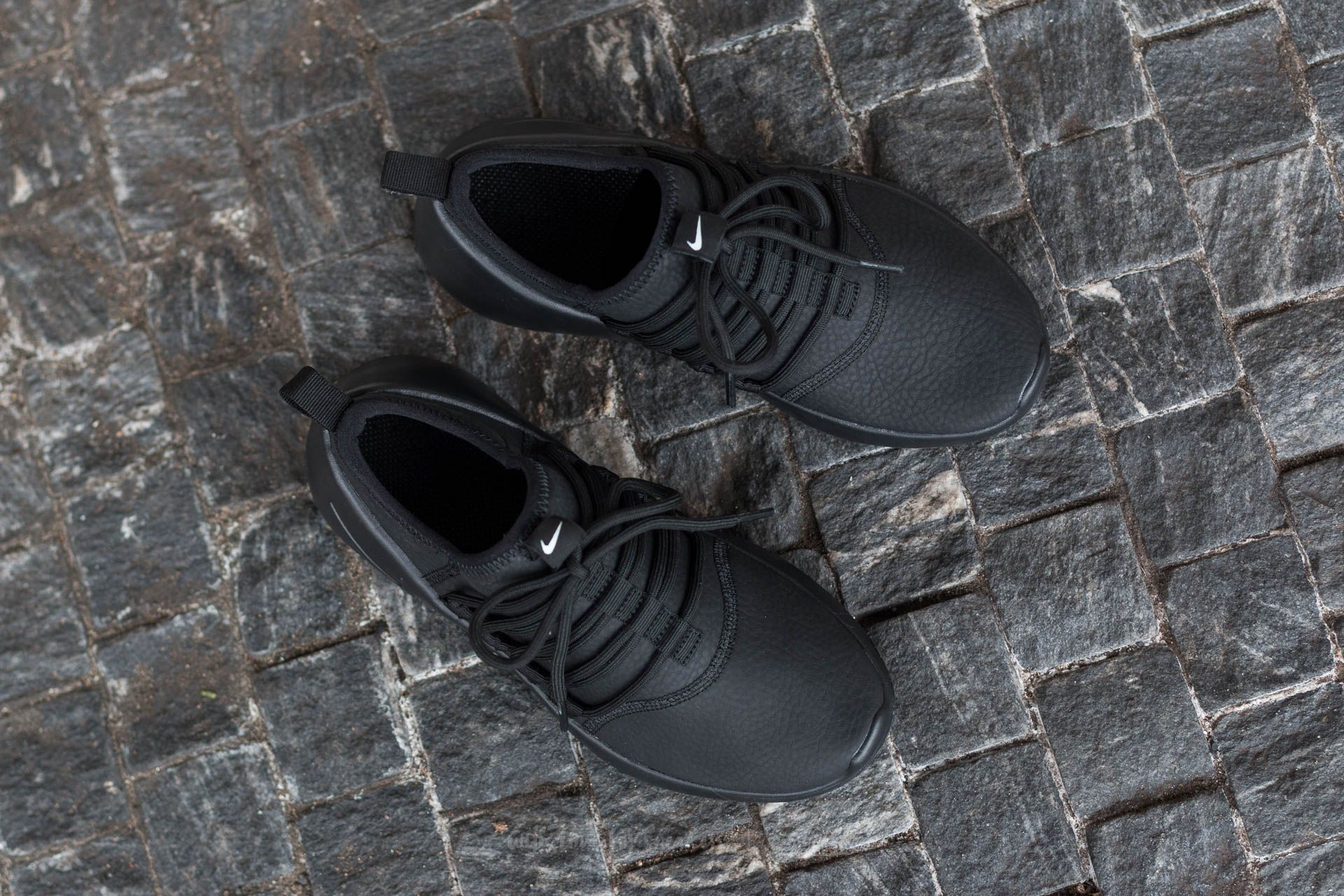 Women's shoes Nike Wmns Payaa Premium Black/ Black