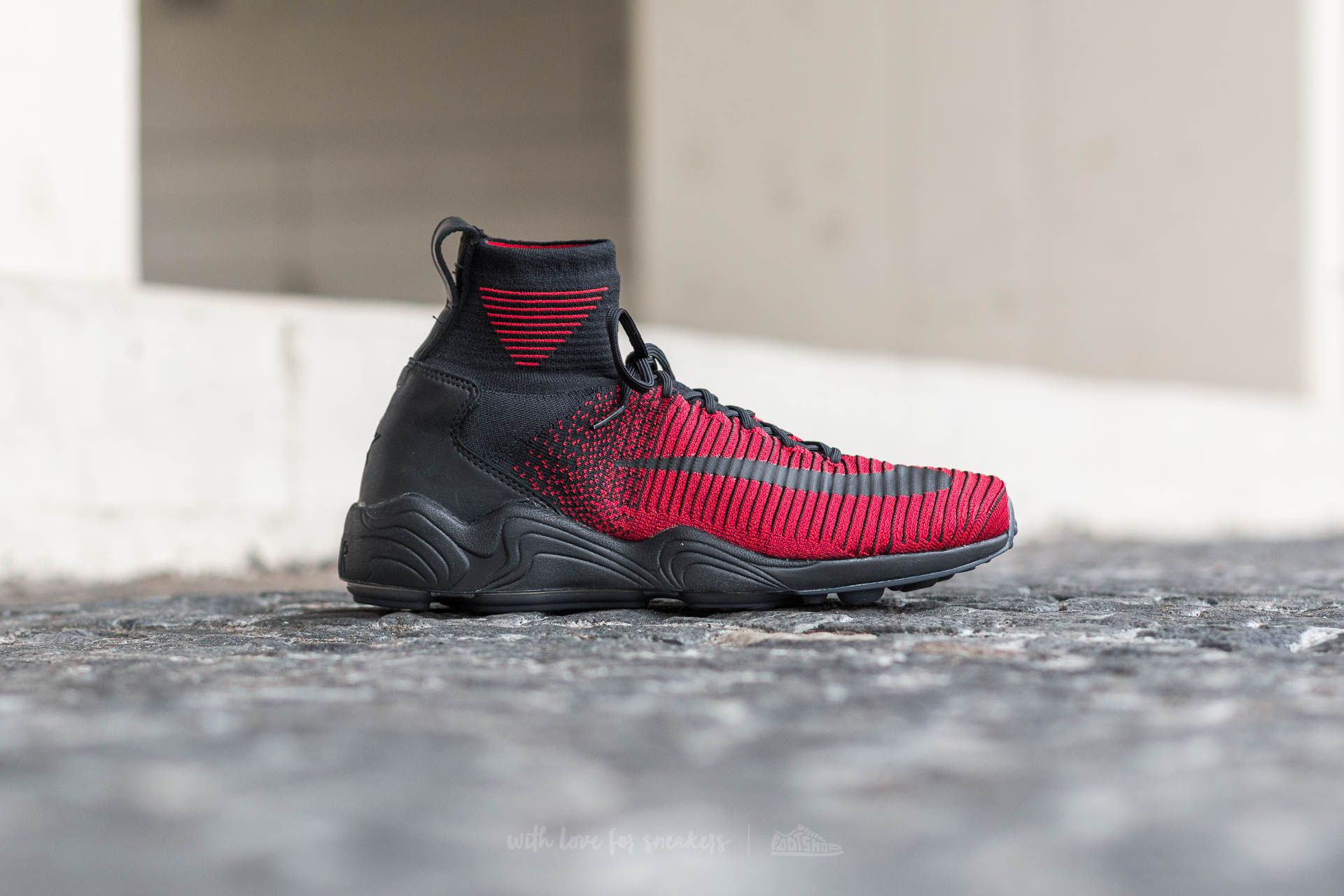 Încălțăminte și sneakerși pentru bărbați Nike Zoom Mercurial XI FK FC University Red/ Black-Team Red
