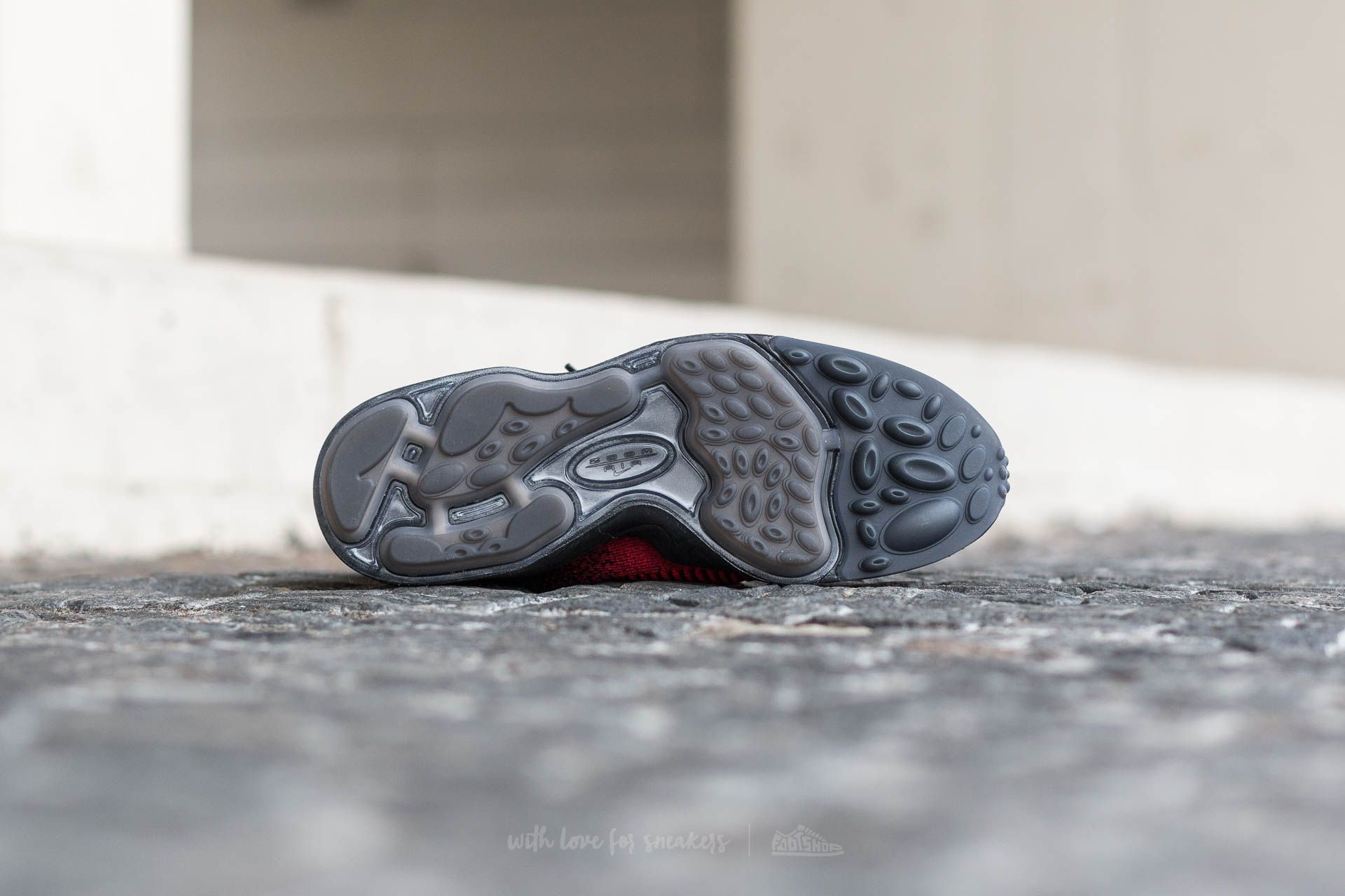 Încălțăminte și sneakerși pentru bărbați Nike Zoom Mercurial XI FK FC University Red/ Black-Team Red