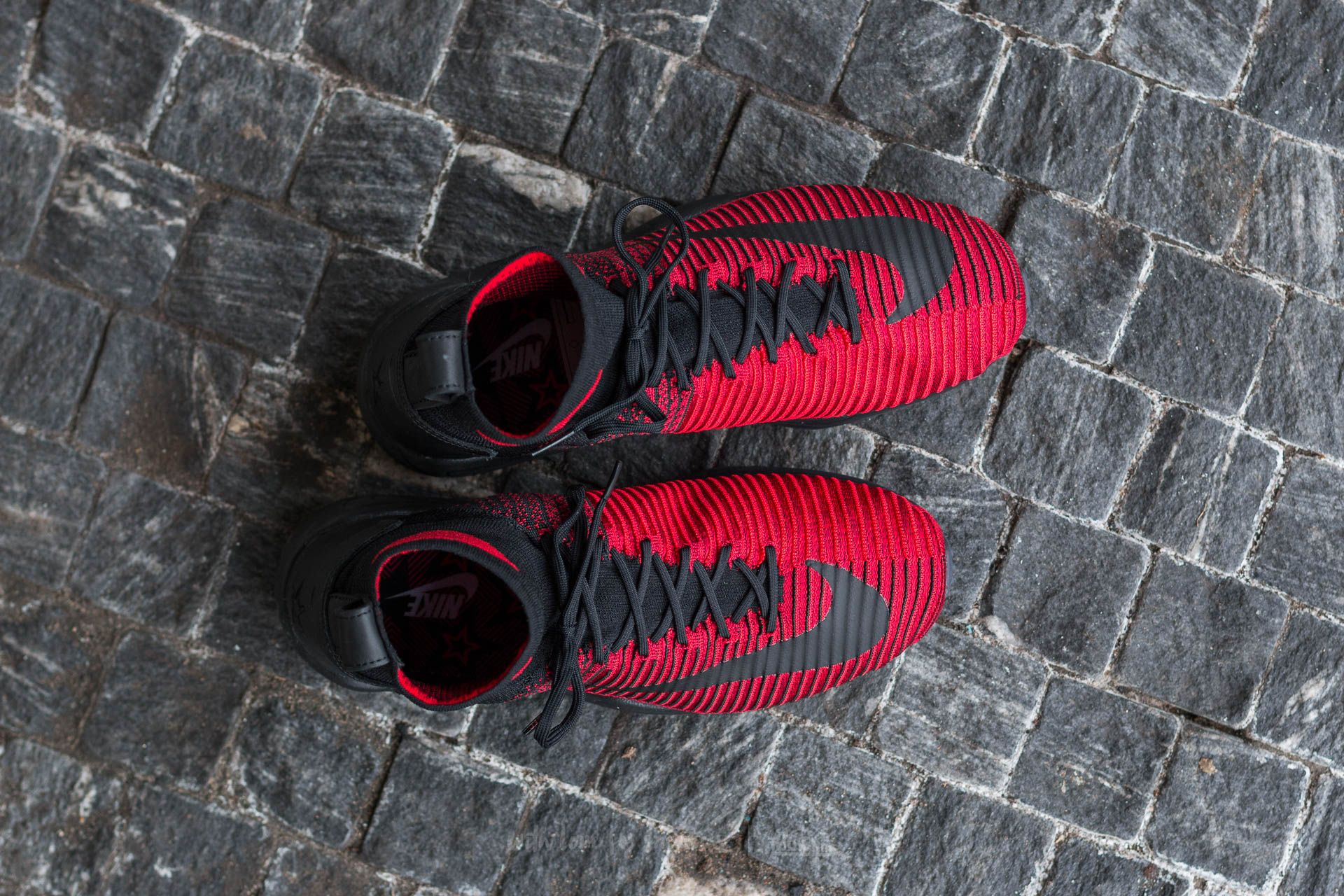 Încălțăminte și sneakerși pentru bărbați Nike Zoom Mercurial XI FK FC University Red/ Black-Team Red