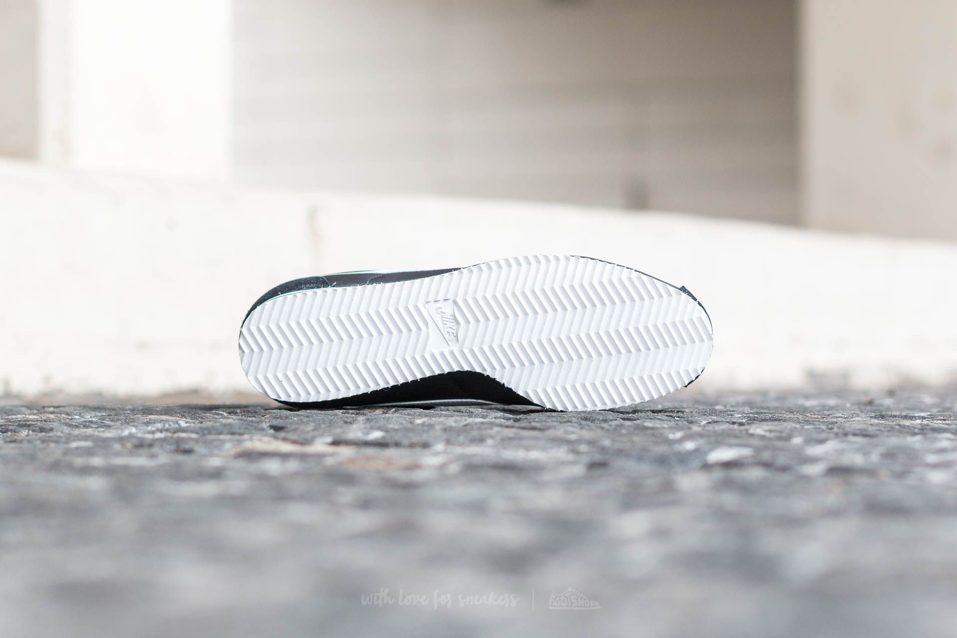 Pánske tenisky a topánky Nike Classic Cortez Nylon Black/ White