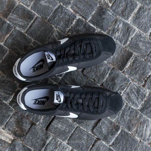 Men s shoes Nike Classic Cortez Nylon Black White Footshop