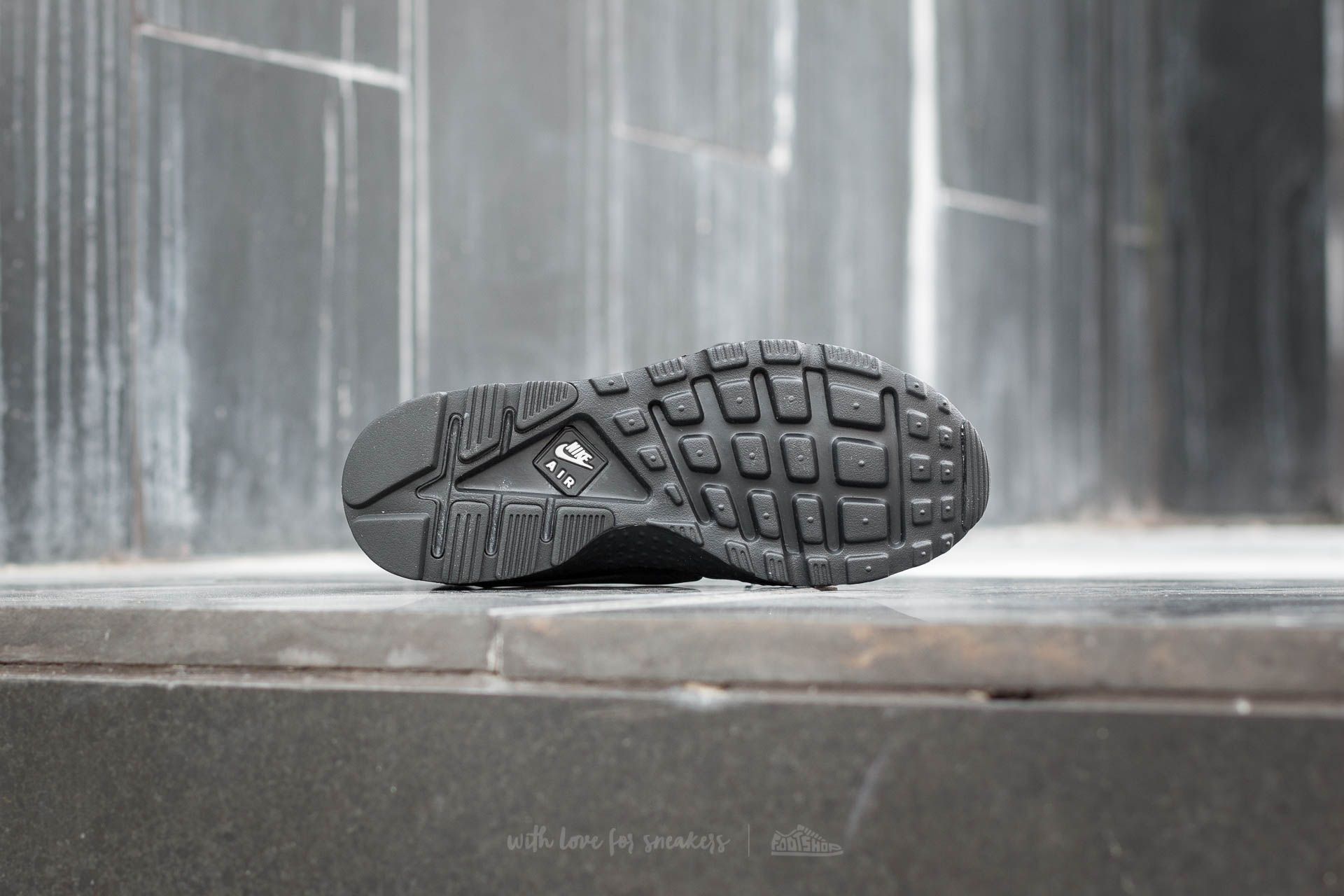 Huarache clearance ultra black