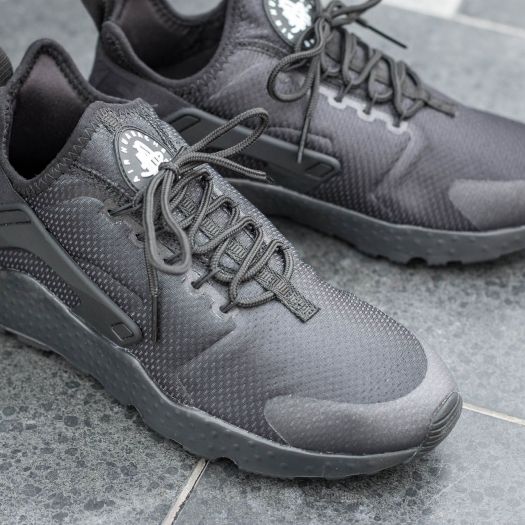 Women's air huarache run shoes - black hotsell
