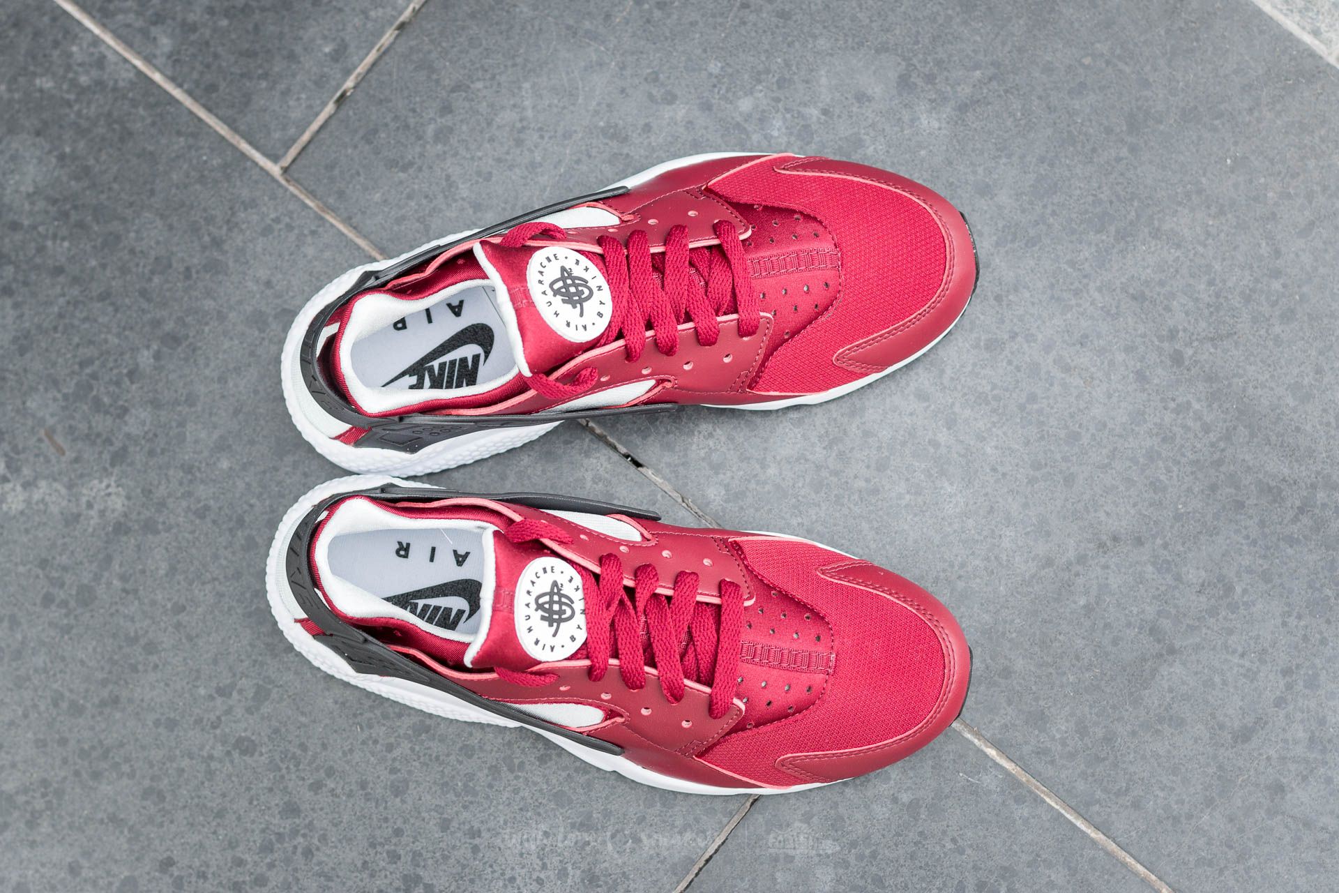 Men's shoes Nike Air Huarache Team Red/ Black-Pure Platinum