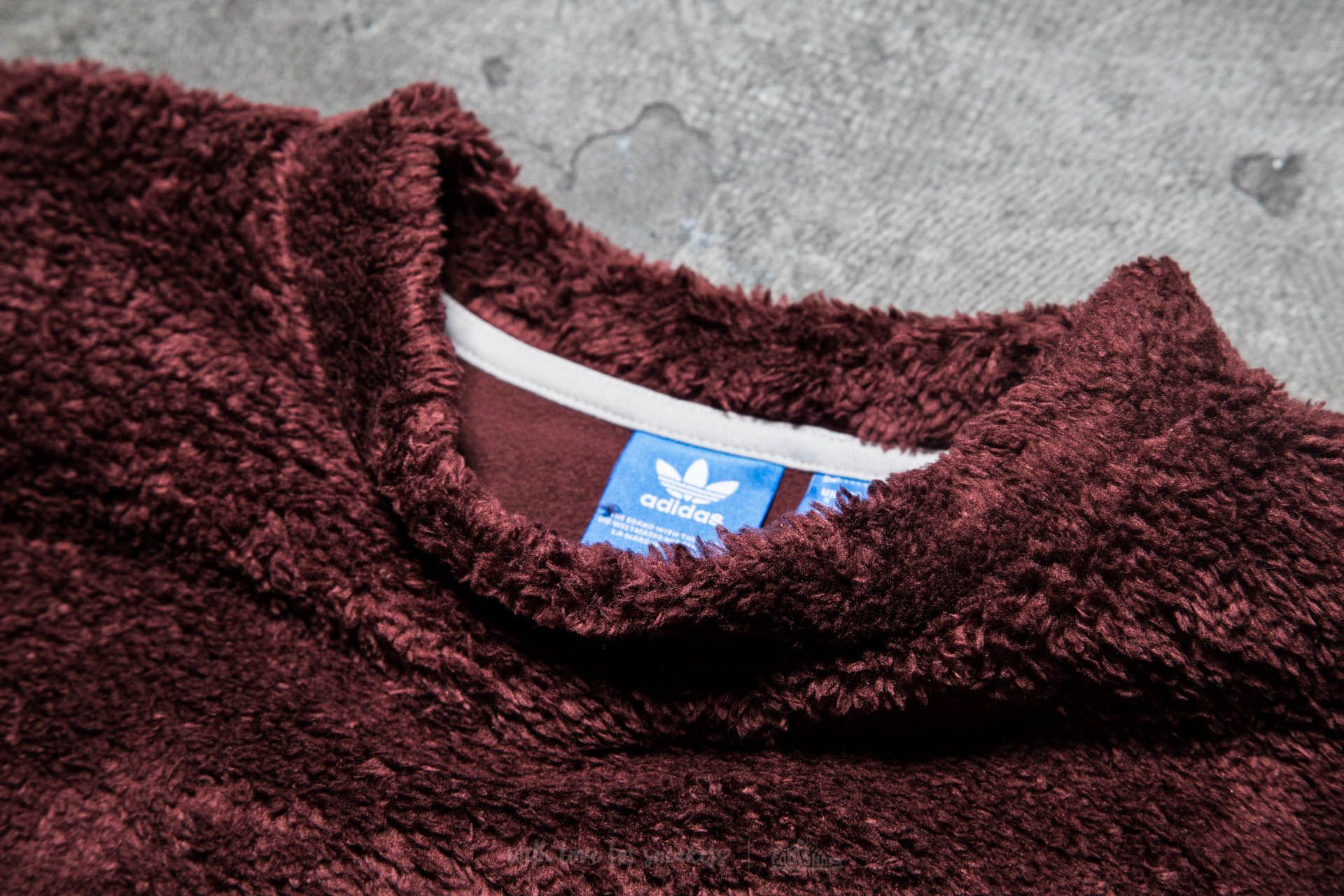 Adidas teddy sweatshirt deals