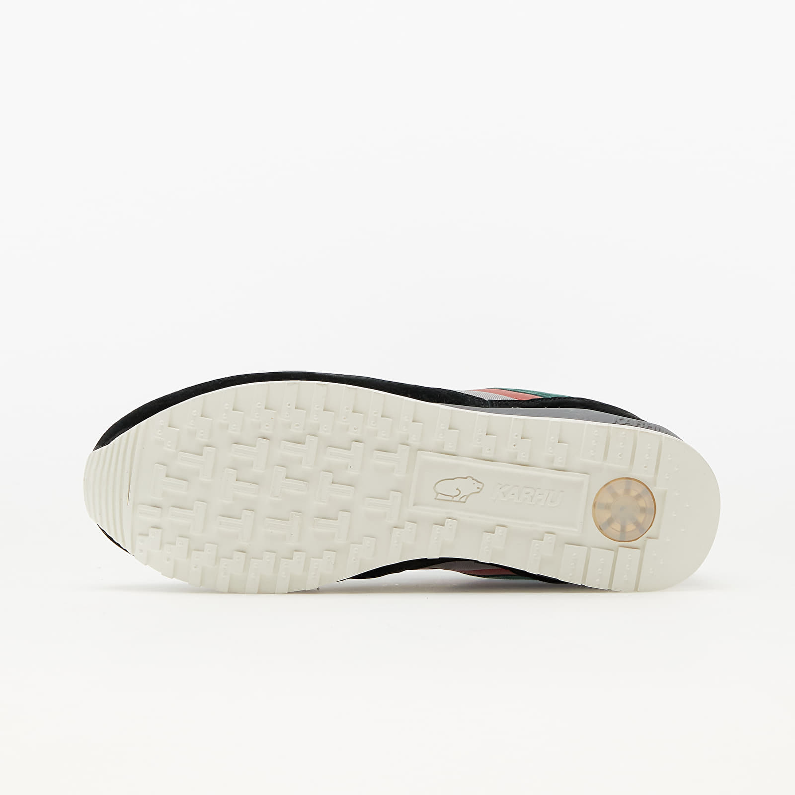 Încălțăminte și sneakerși pentru bărbați Karhu Synchron Classic "Fear Bear Pack" Jet Black/ Hot Sauce