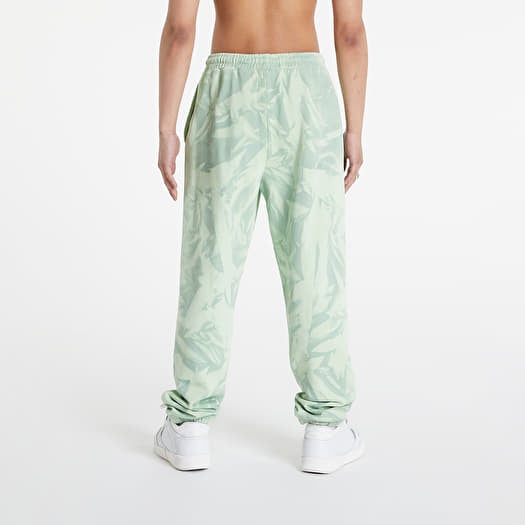 Pants and jeans Daily Paper Malou Trackpants Green Crease Dye Footshop