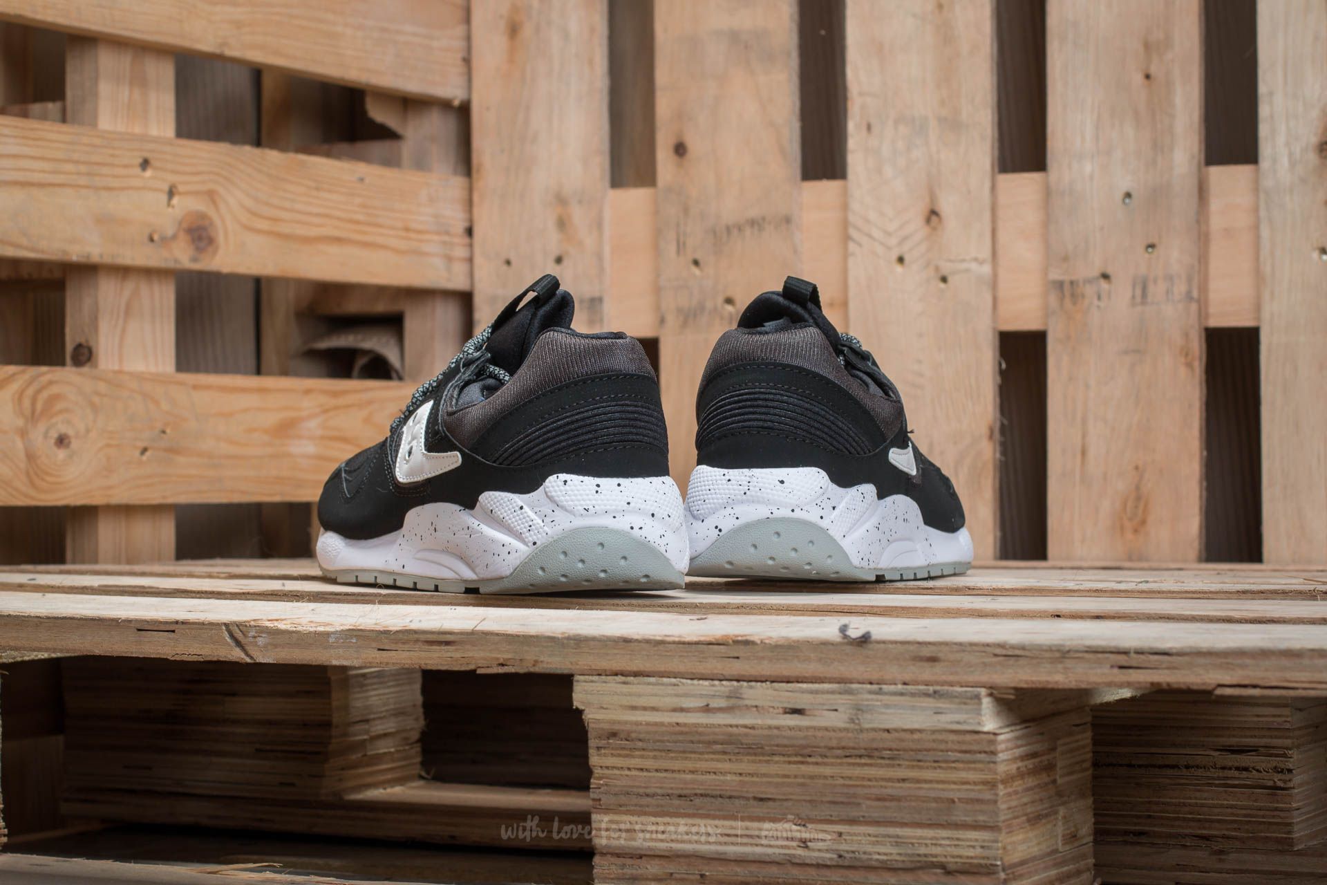 Dirty snow saucony grid 9000 new arrivals