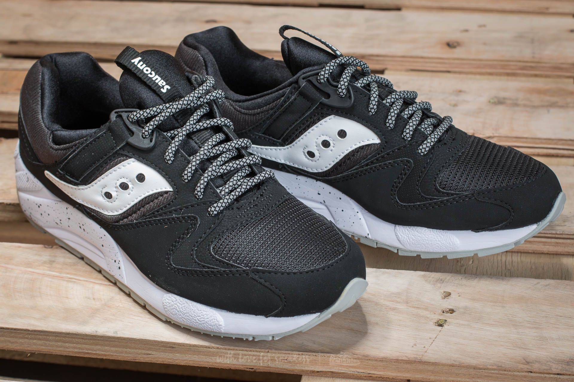 Saucony grid 9000 all black online
