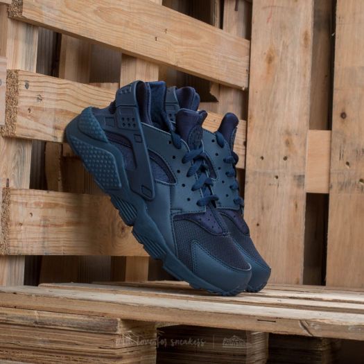 Nike huarache hotsell midnight navy