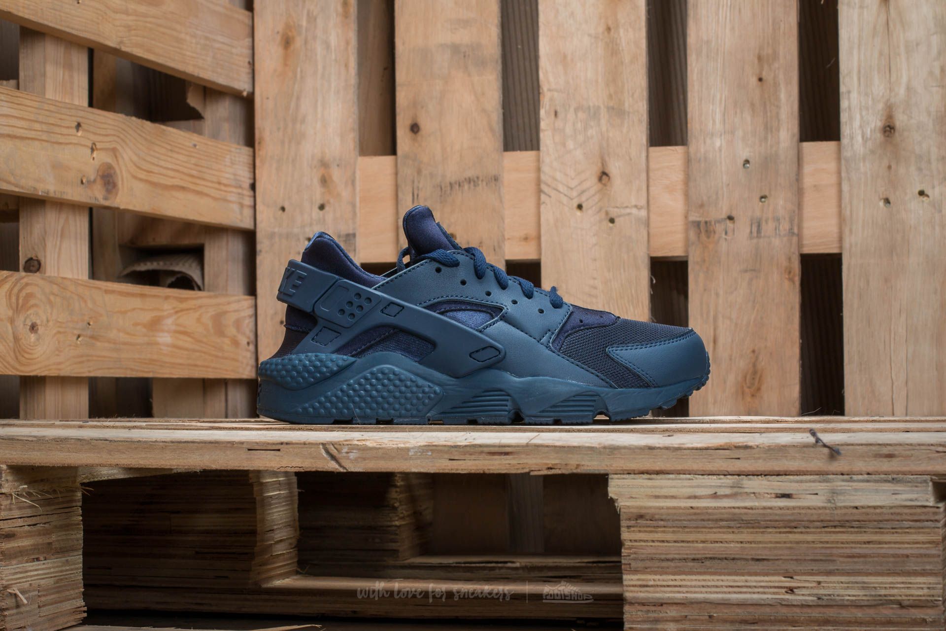 Nike air huarache 2025 triple navy