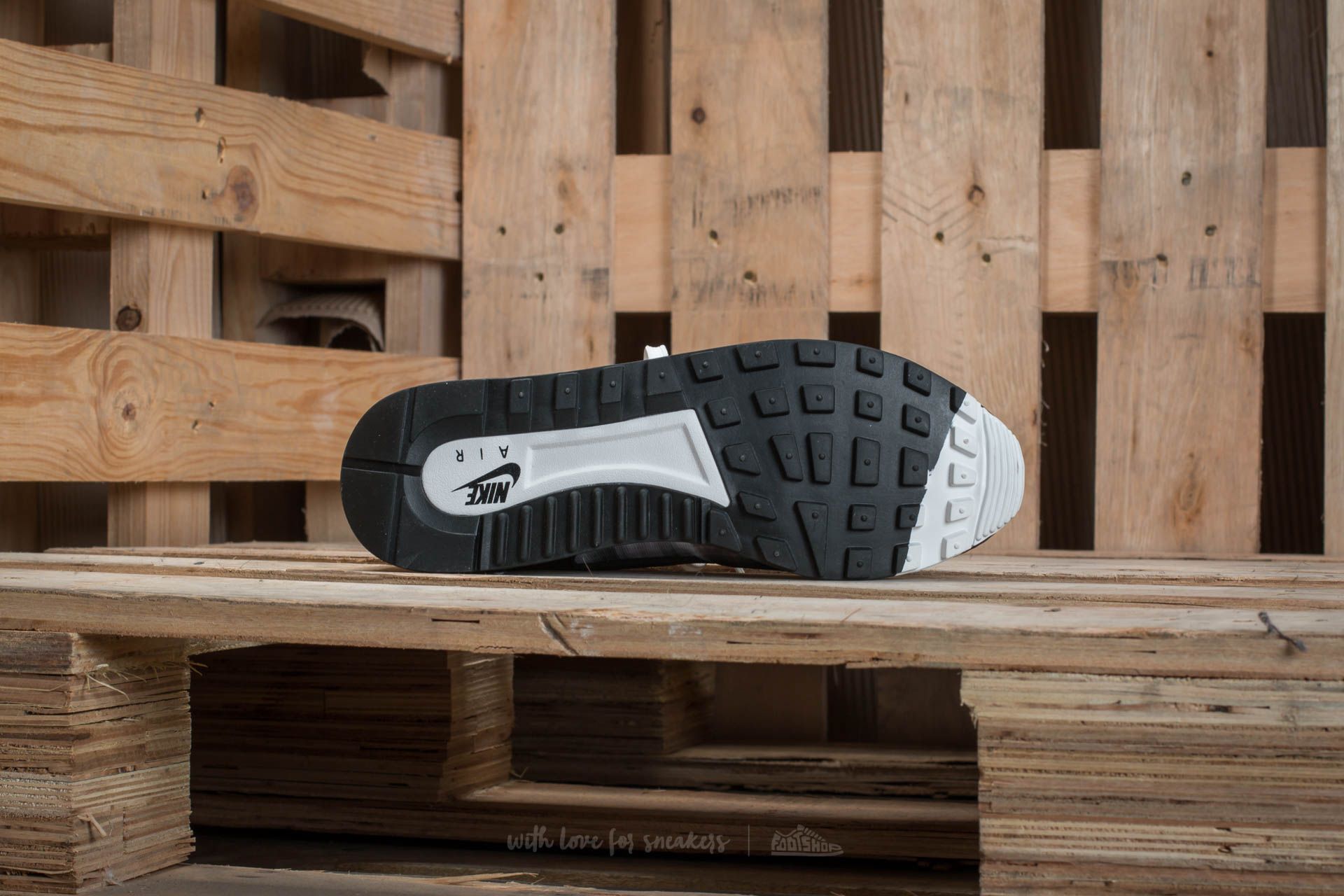 Buty damskie Nike W Air Pegasus 89 Tech Print Black/ Black-Summit White