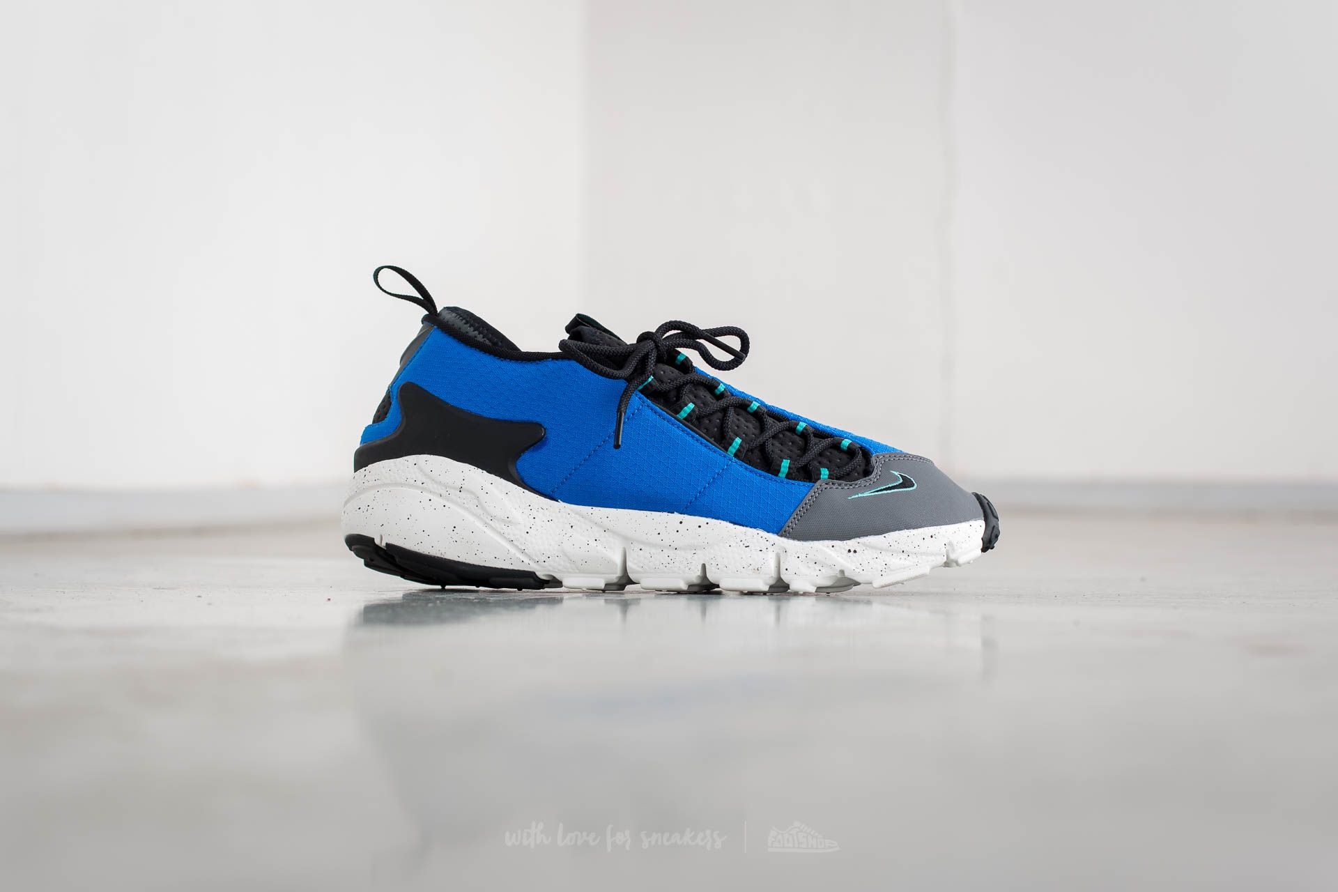 靴 Nike Air Footscape NM Hyper Cobalt/Black Scarpe uomo Nike Air Footscape NM Hyper Cobalt/ Black | Footshop