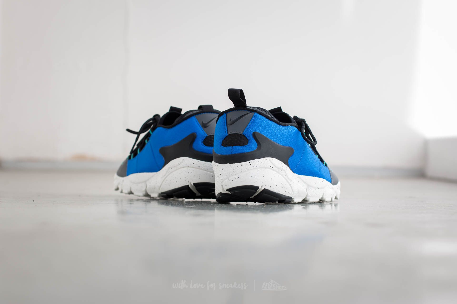靴 Nike Air Footscape NM Hyper Cobalt/Black Scarpe uomo Nike Air Footscape NM Hyper Cobalt/ Black | Footshop