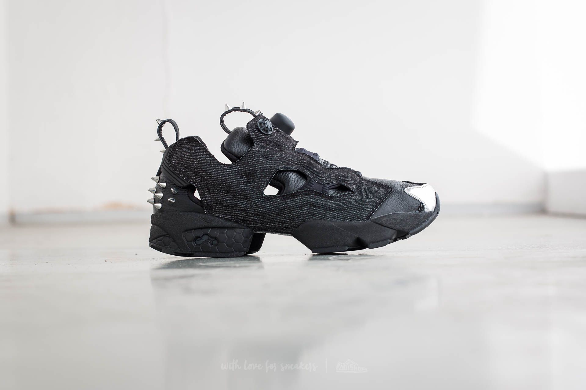 Reebok fury halloween discount