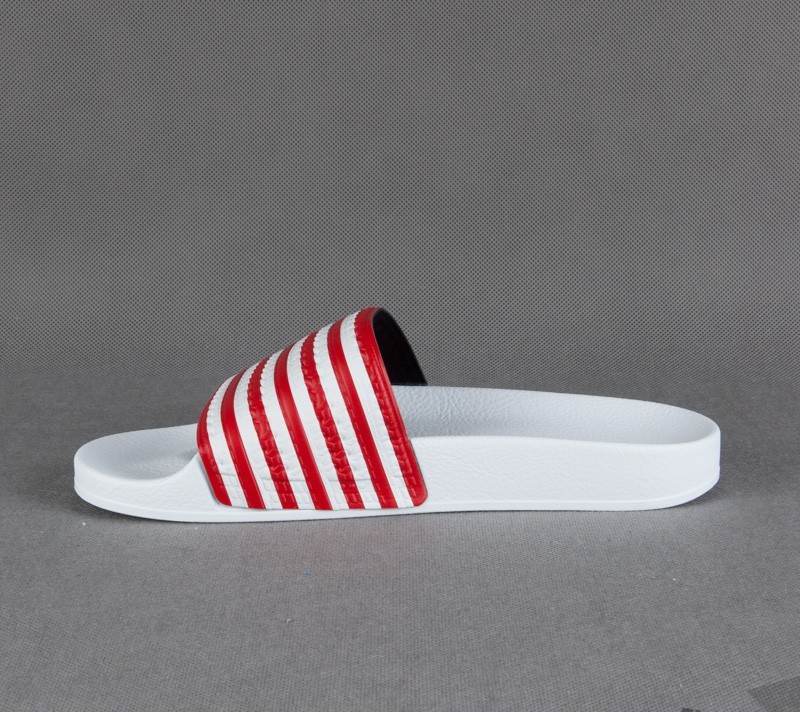 Boty Adidas Adilette Flags Runwht/Colroy/Colred