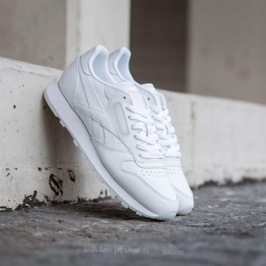 Mens all white reebok classics shop