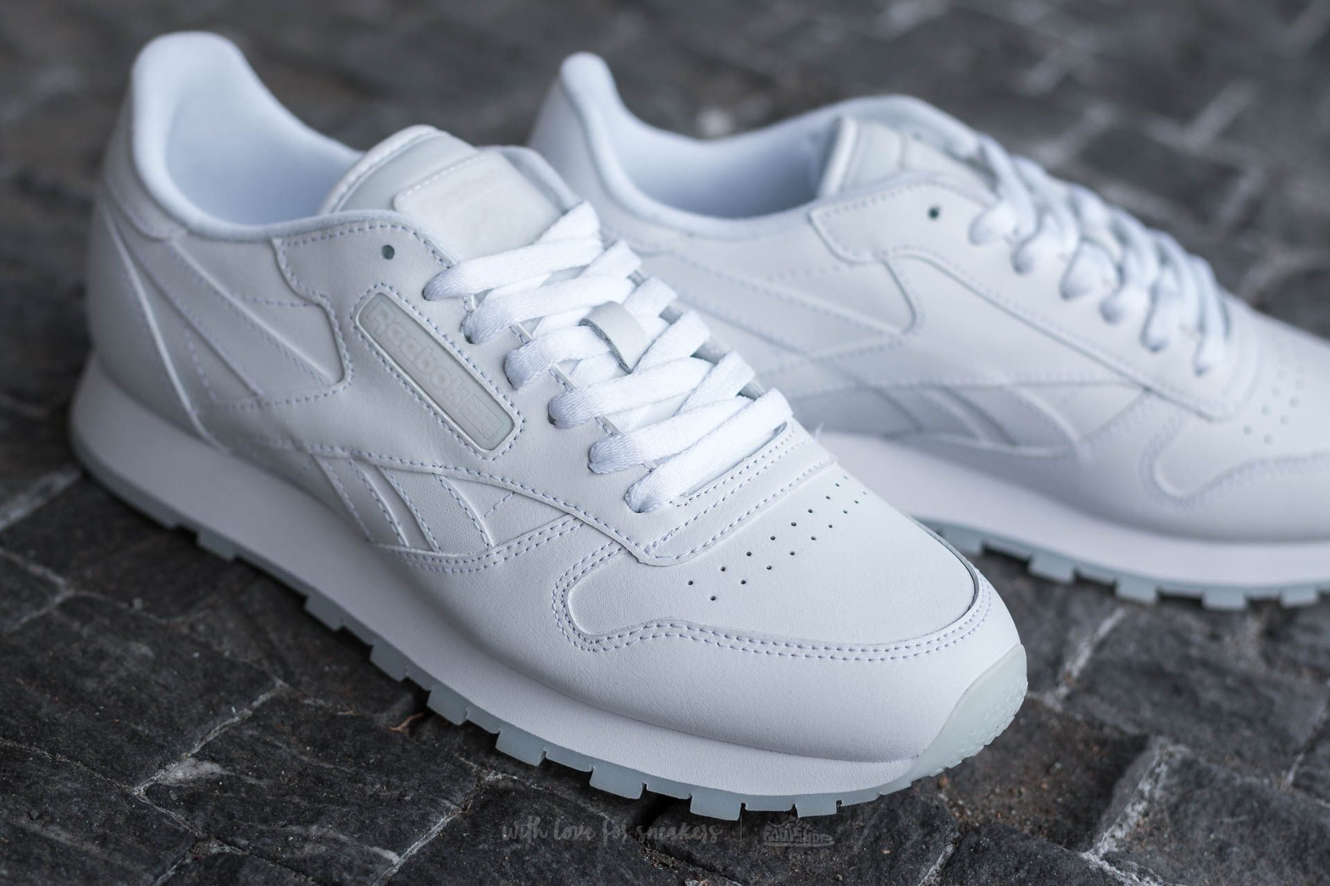 Men's shoes Reebok Classic Leather Solids White
