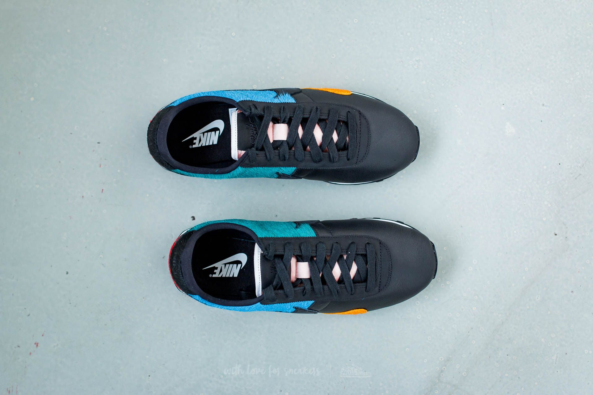 Zapatos Nike W Pre Montreal Racer Premium Vintage Black/ Black-Star Blue