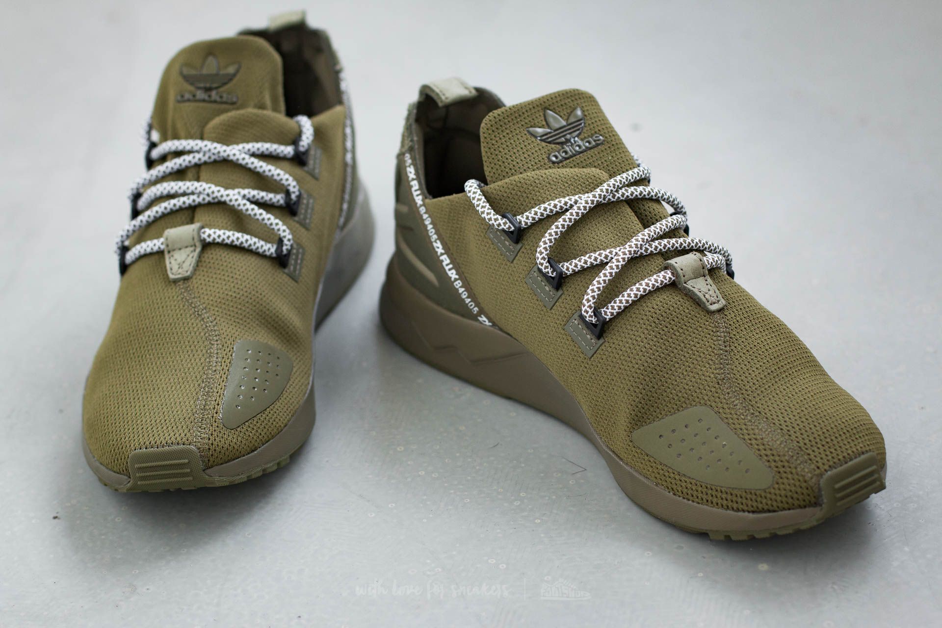 Adidas originals zx flux olive green top