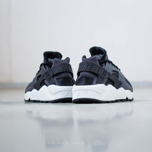 Women's shoes Nike Wmns Air Huarache Run SE Metallic Hematite