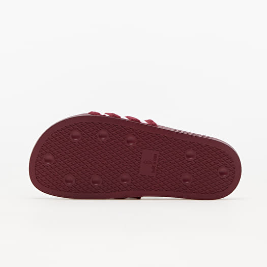 Adidas adilette collegiate burgundy hot sale