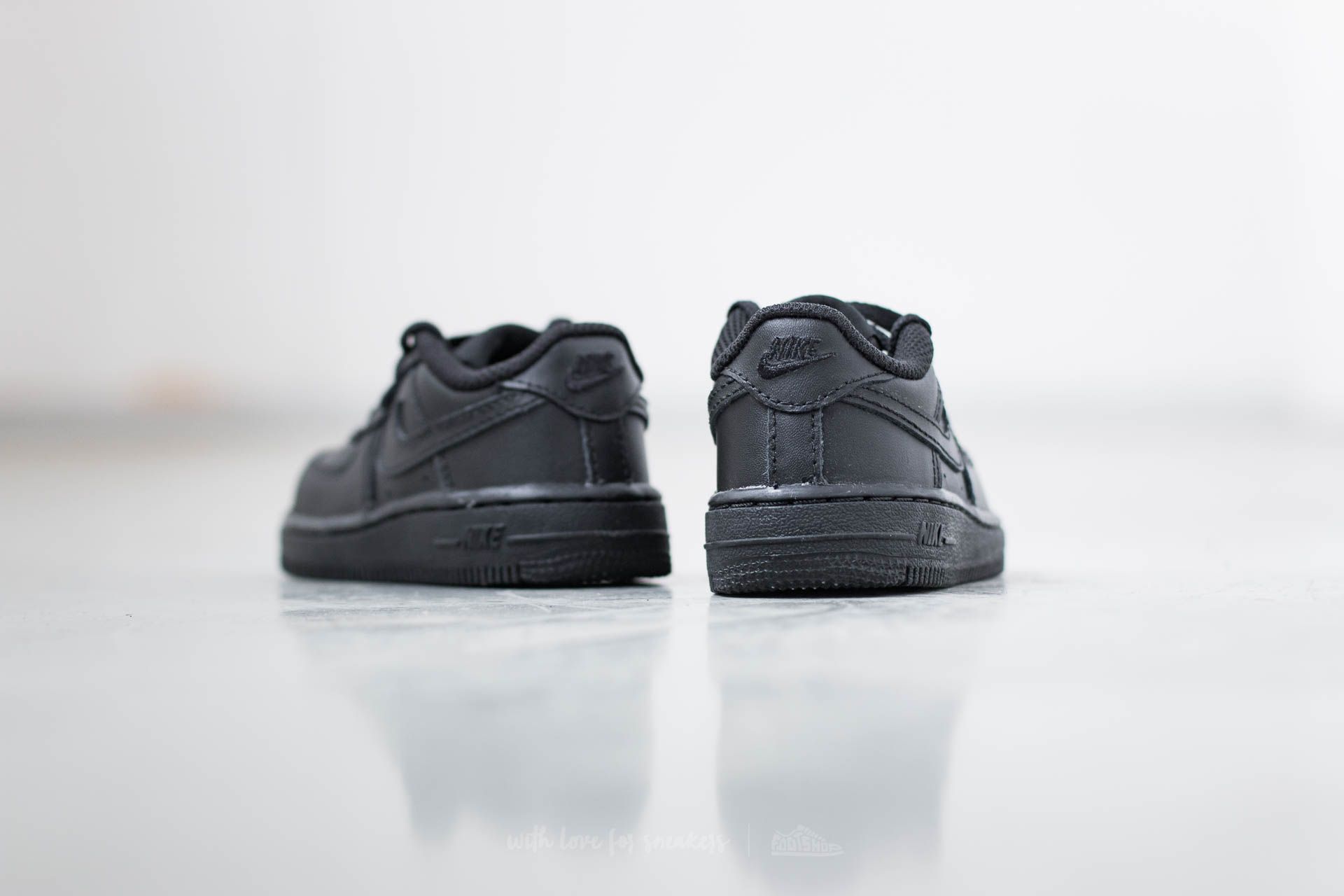 Joggesko og sko for barn Nike Force 1 (TD) Black/ Black-Black