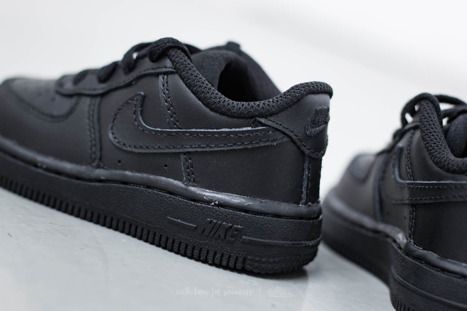 Joggesko og sko for barn Nike Force 1 (TD) Black/ Black-Black
