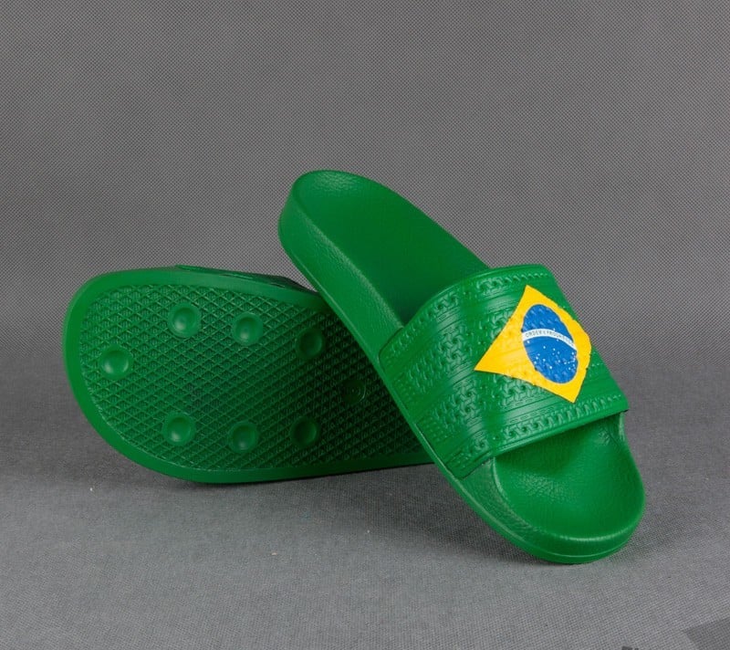 Scarpe Adidas Adilette Flags Fairwa/Sunshi/Blubir