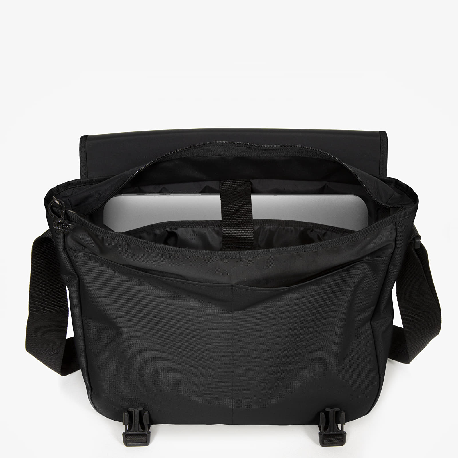 Bandoleras EASTPAK  Delegate + Kiss Brand