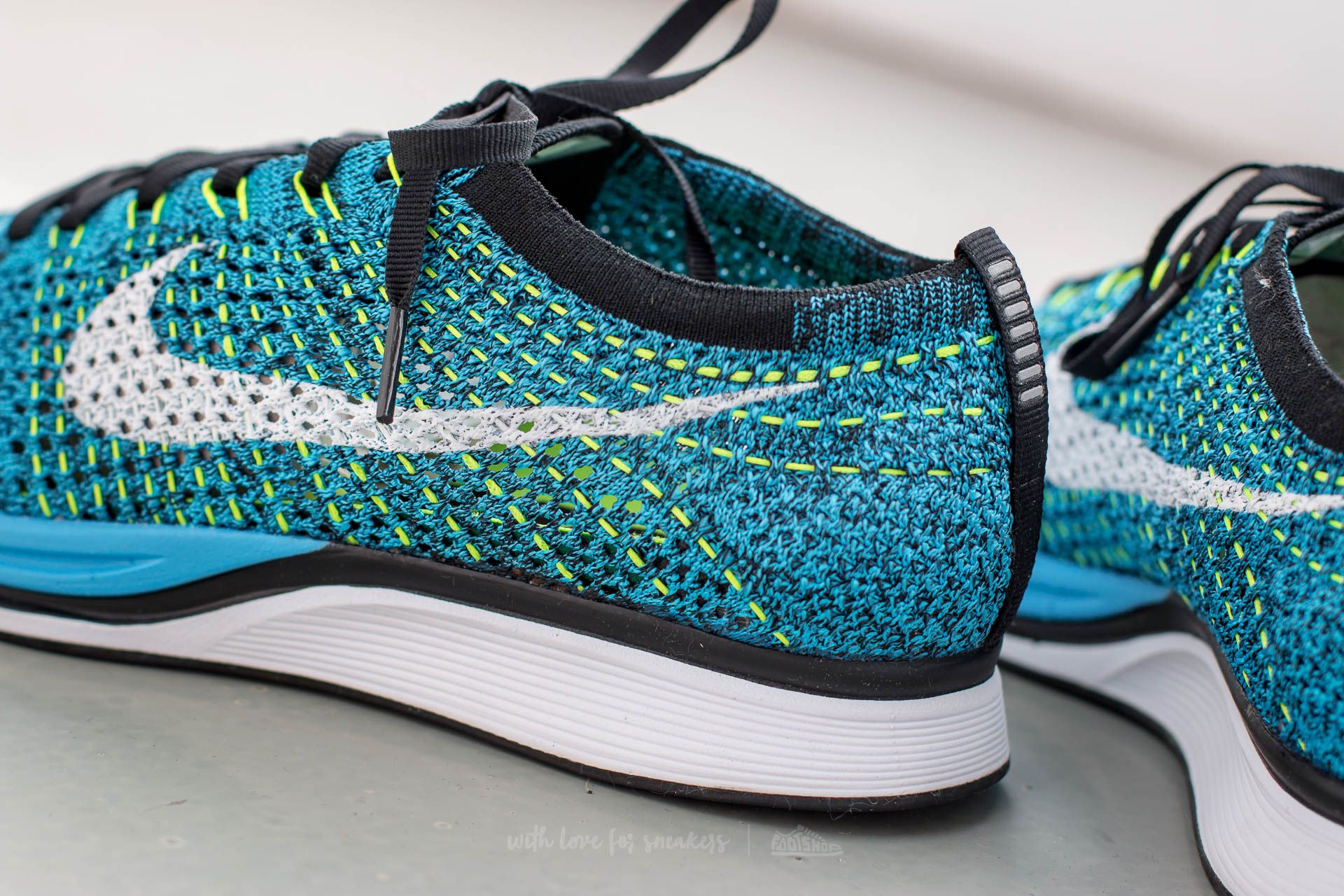 Sko til mænd Nike Flyknit Racer Blue Glow/ White-Black
