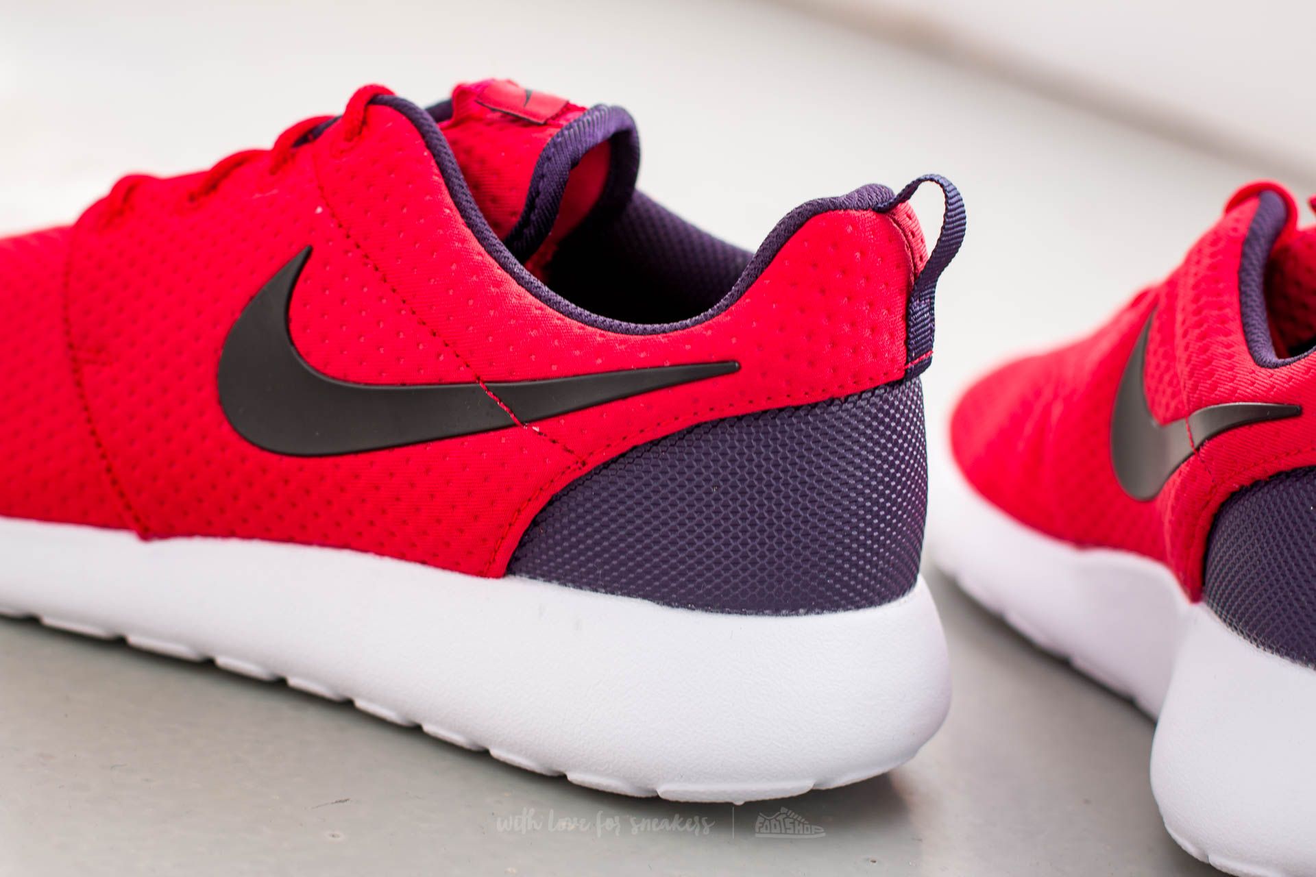 Roshe one red and white mens outlet