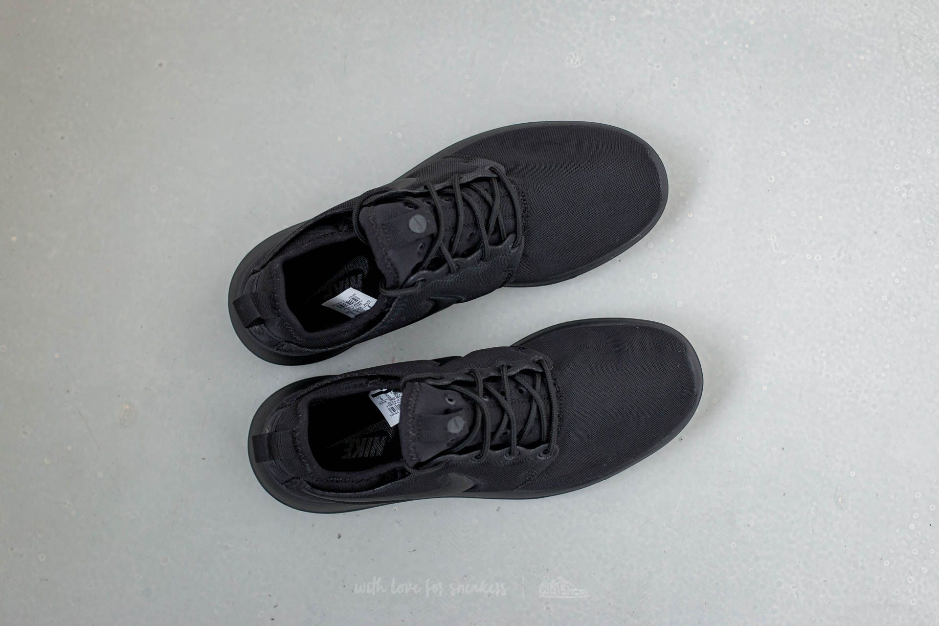 Dámské tenisky a boty Nike W Roshe Two Black/ Black