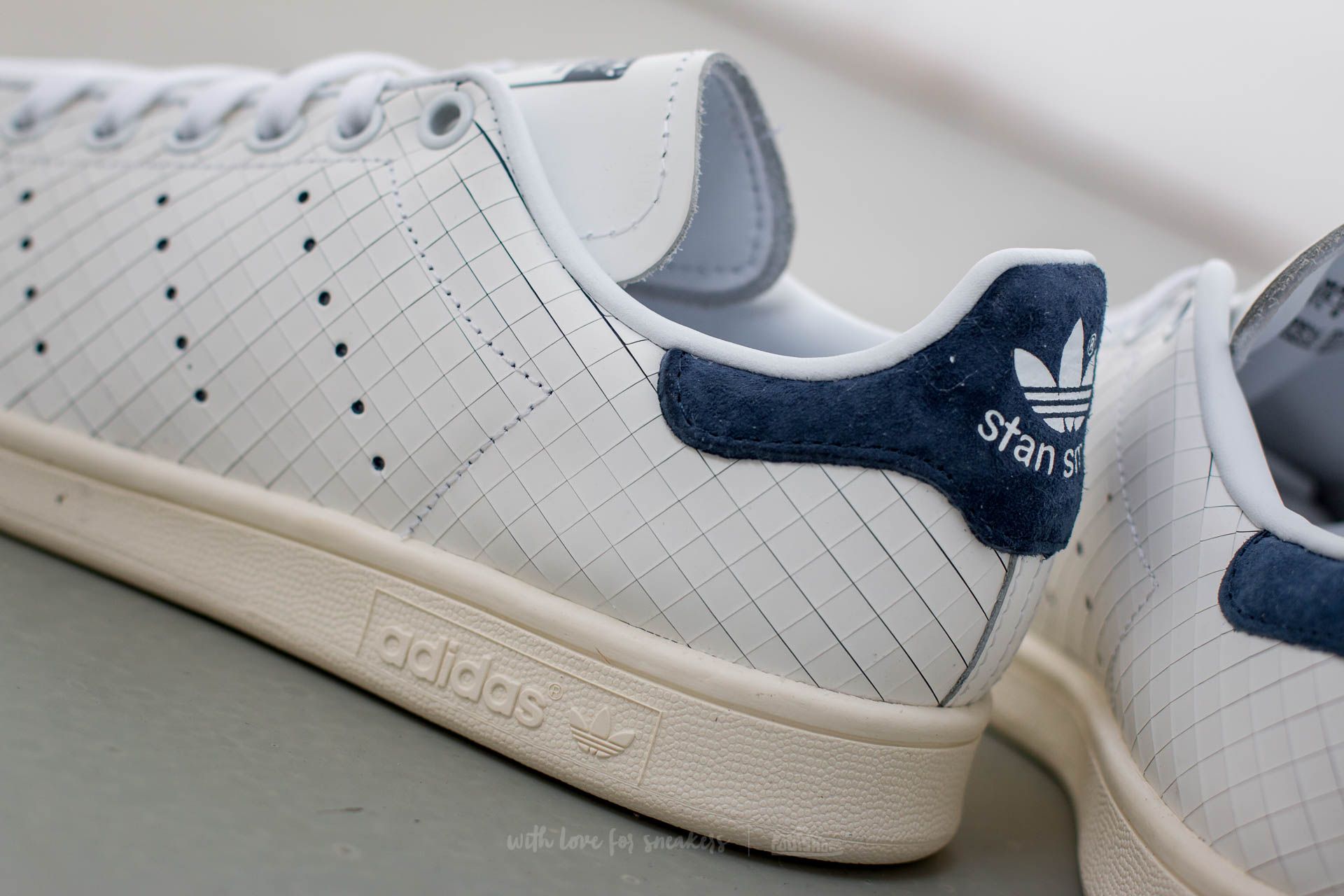 Damen Sneaker und Schuhe adidas Stan Smith W Ftw White/ Ftw White/ Collegiate Navy