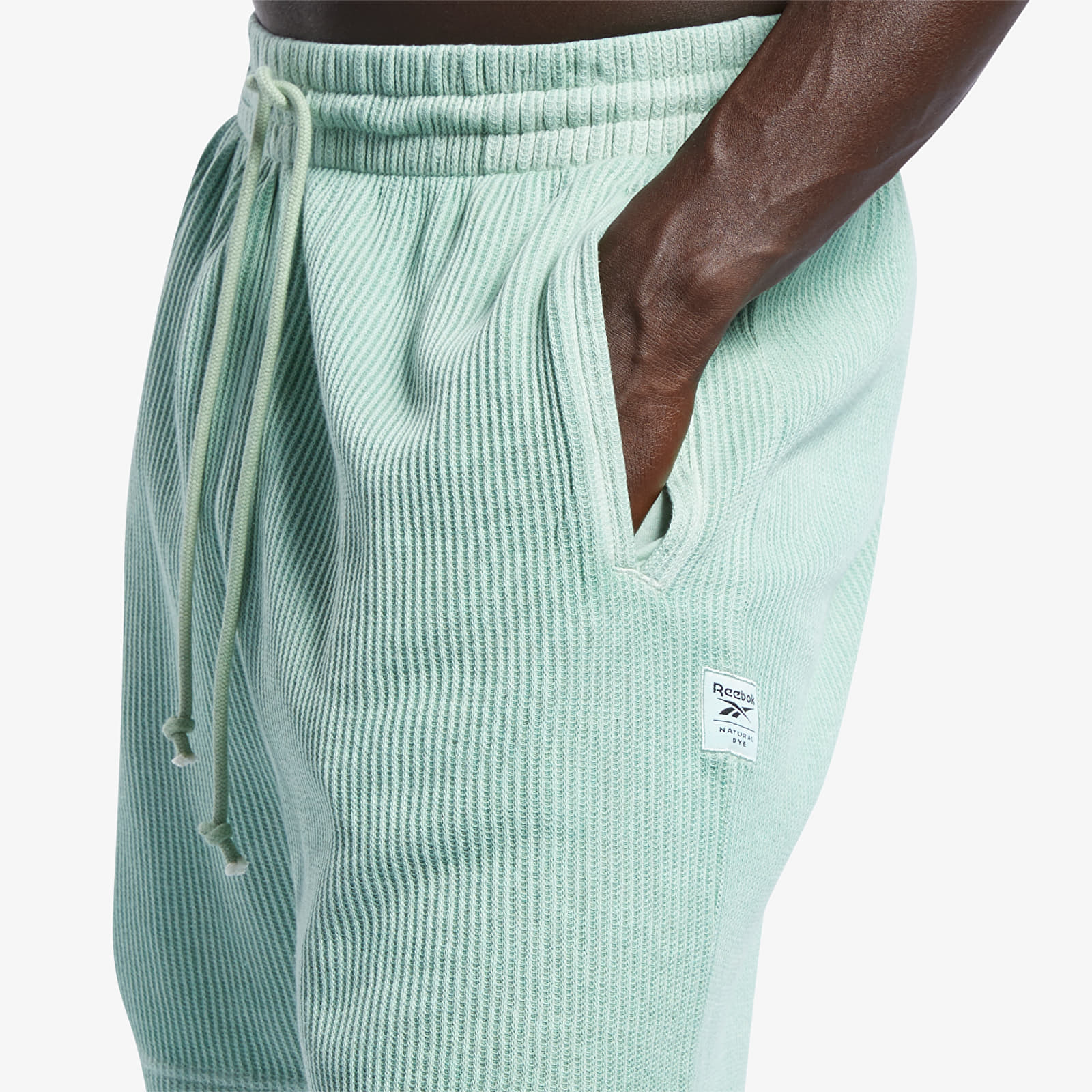 Shortsit Reebok Classics Natural Dye Waffle Shorts Light Sage