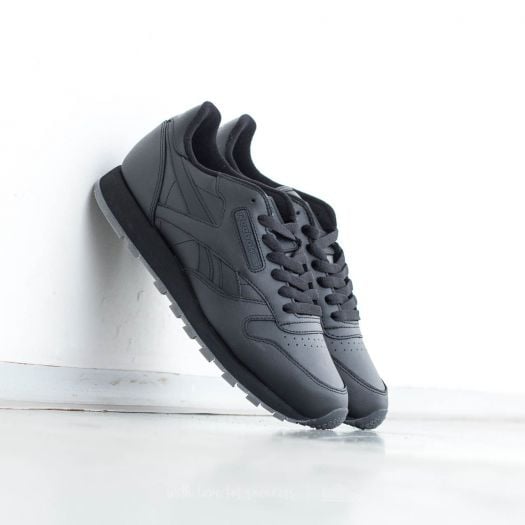 Reebok classic leather solids top