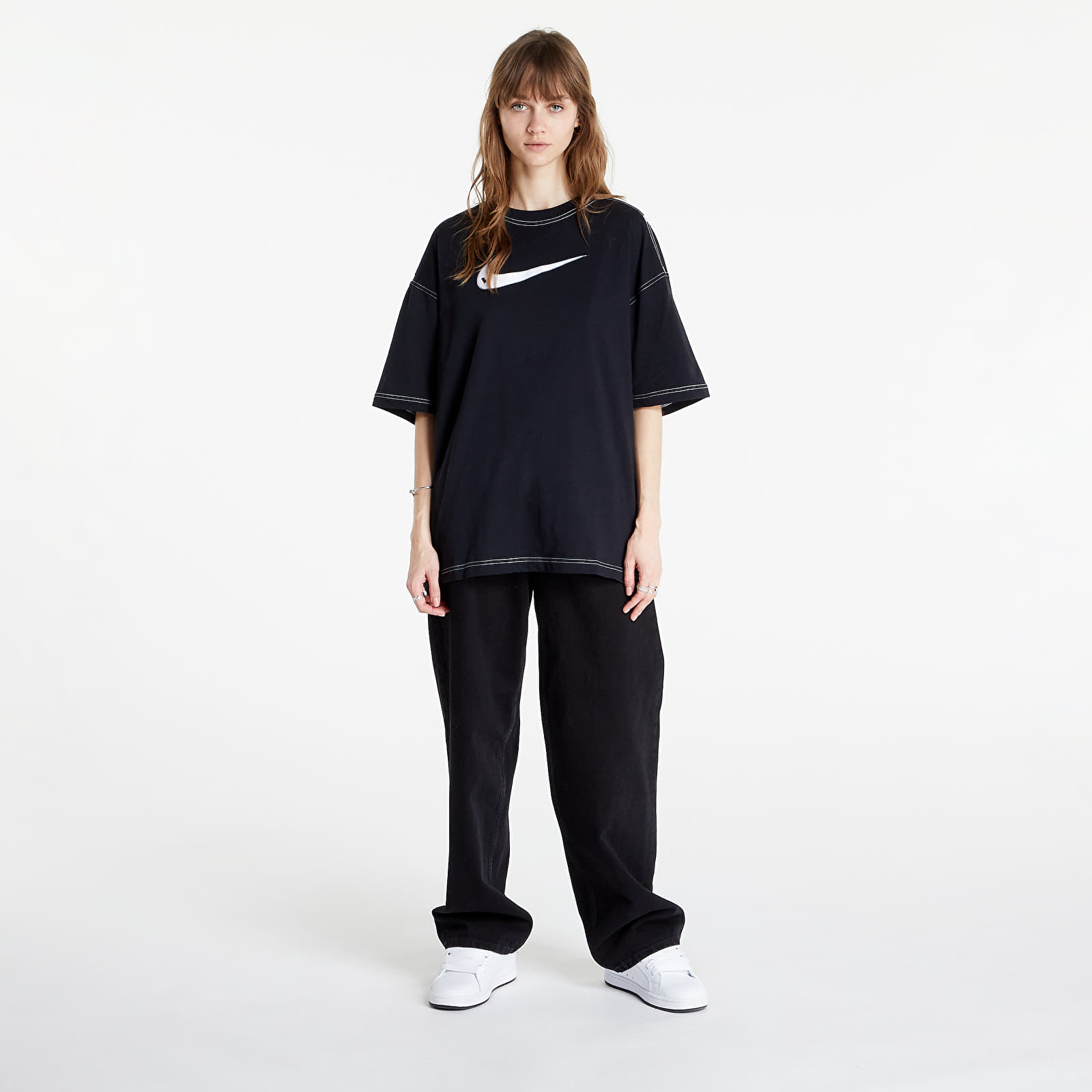 Nike Sportswear Swoosh Women's Oversized TShirt