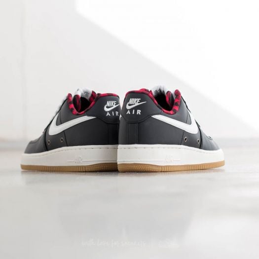 Nike air force 1 '07 lv8 black sail best sale