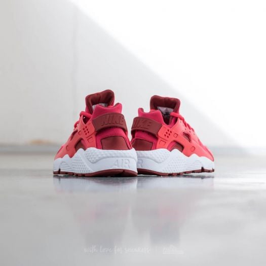 Nike Wmns Air Huarache Run