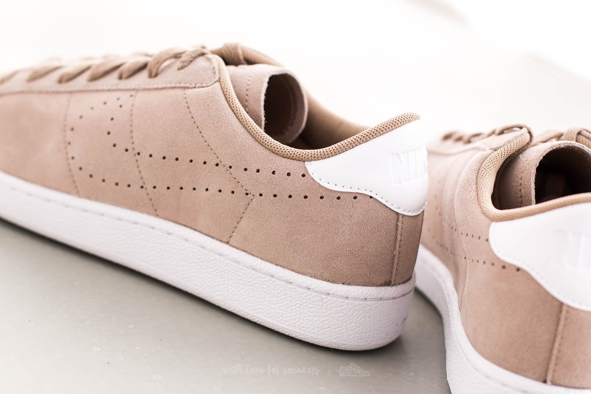 Buty męskie Nike Tennis Classic CS Suede Khaki/ Khaki-White
