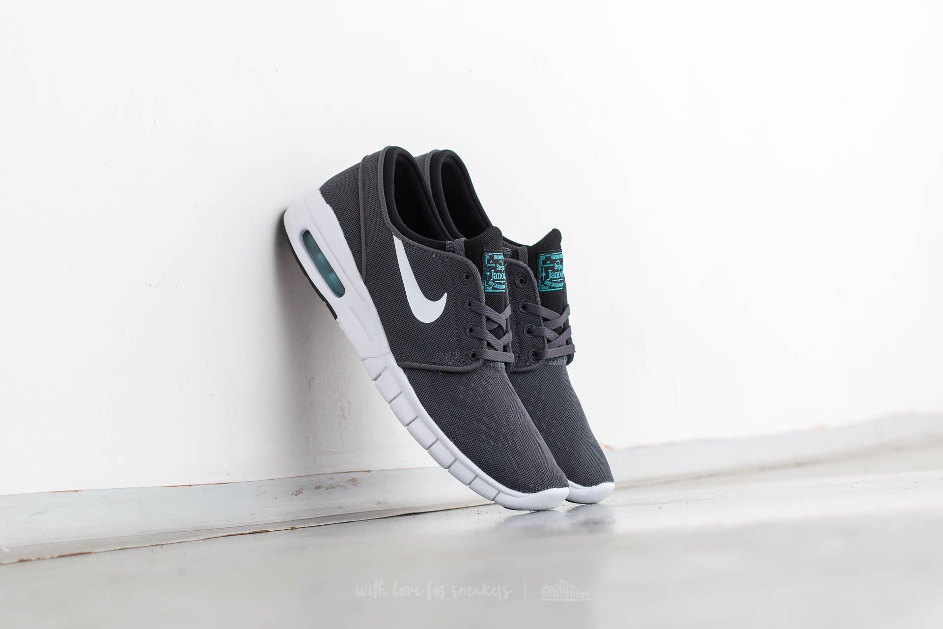 Nike janoski max blanche best sale