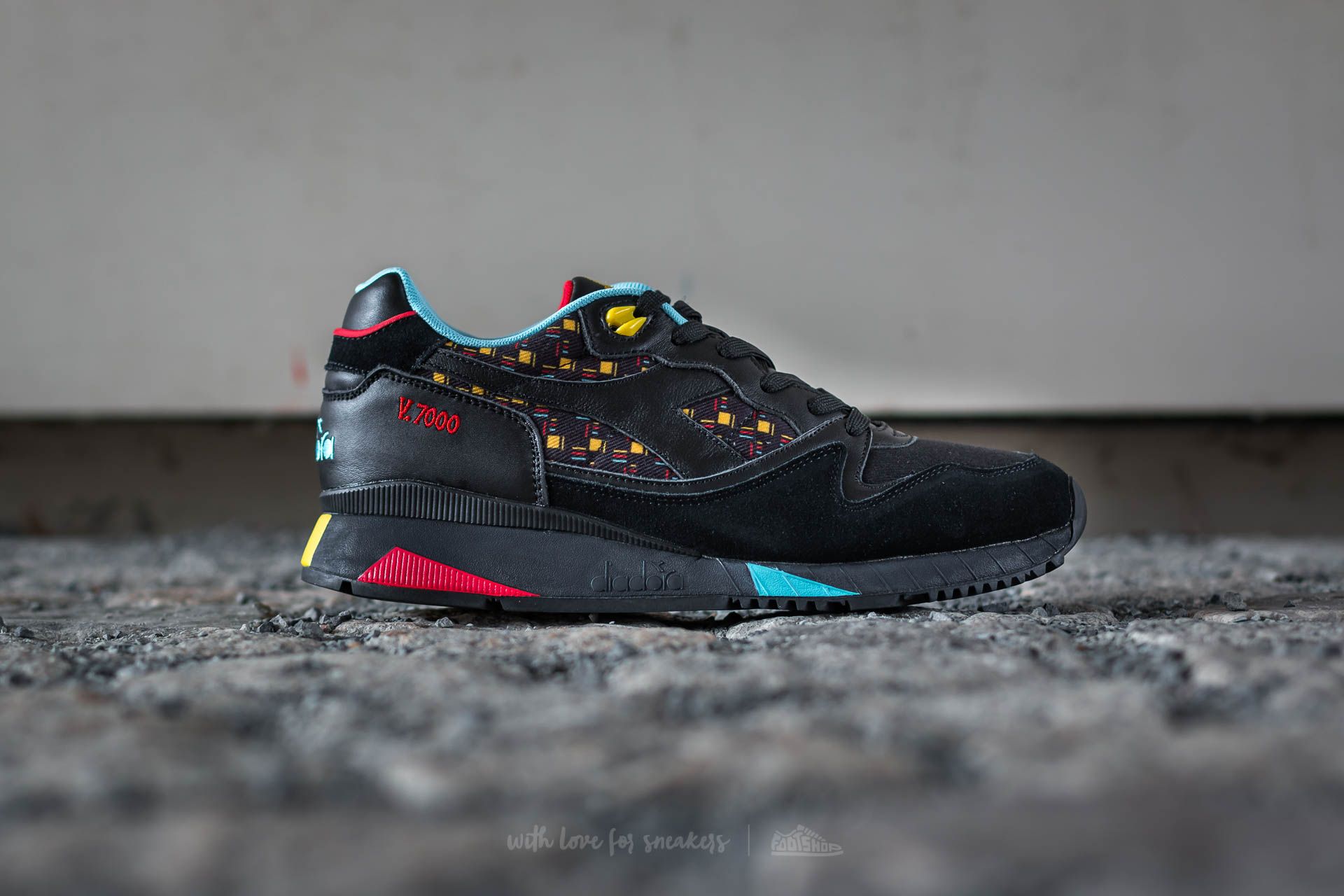 Scarpe diadora v7000 shop