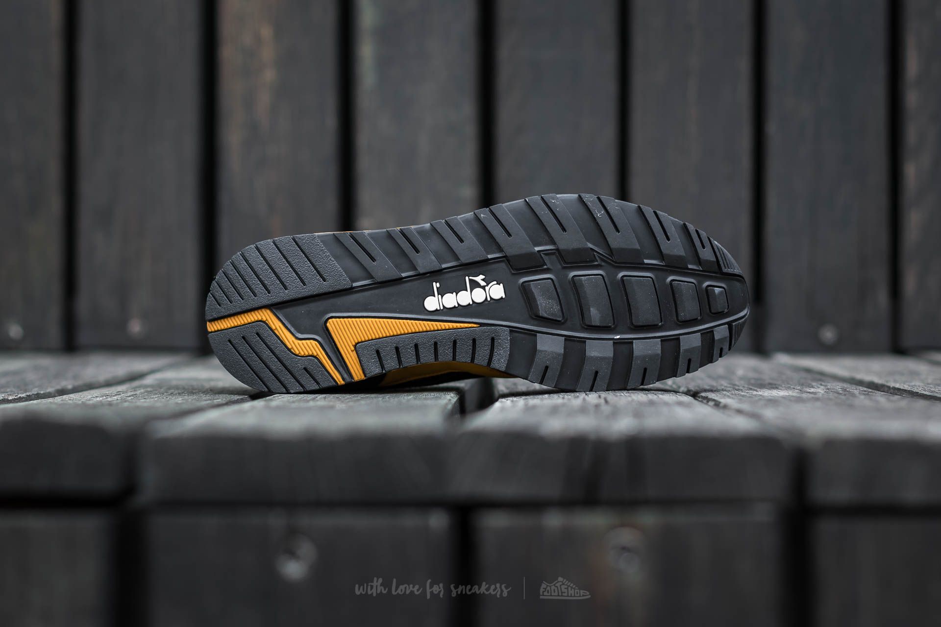 Diadora n9000 hot sale little italy