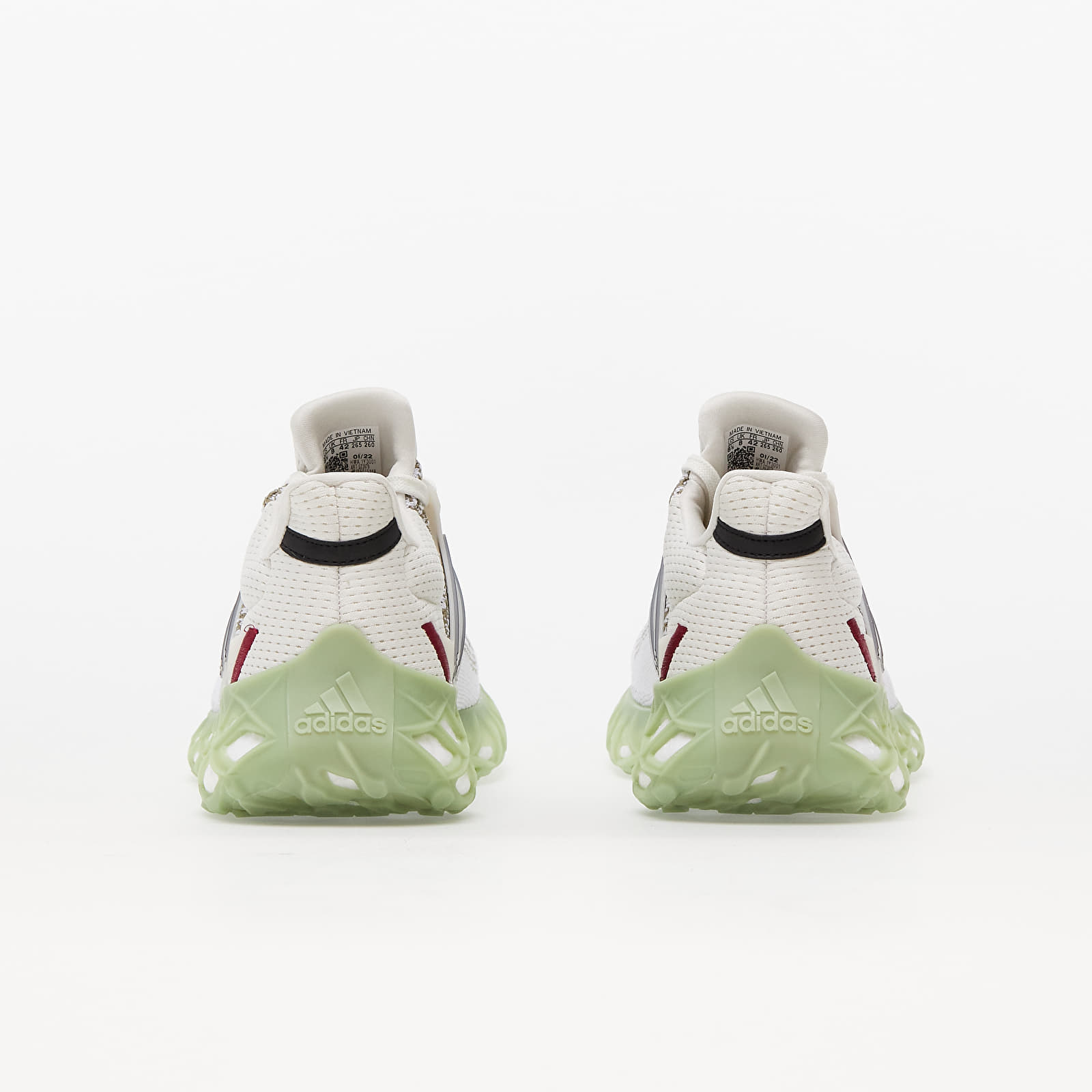 Skor för män adidas UltraBOOST Web DNA Core White/ Carbon/ Orbit Green