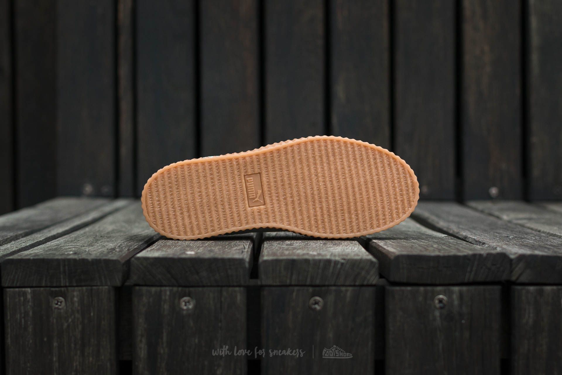 Buty damskie Puma x Rihanna Suede Creeper Star White-Star White-Oatmeal