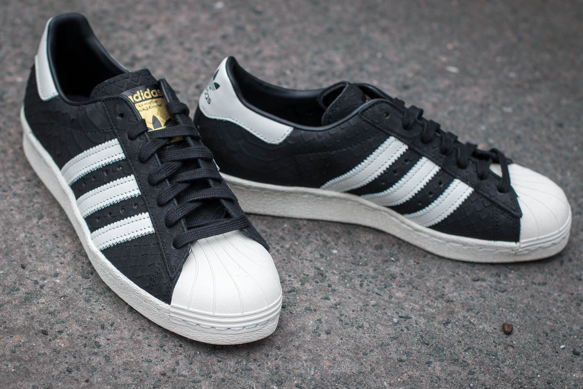 Zapatillas mujer adidas Superstar 80s W Utility Black Off White