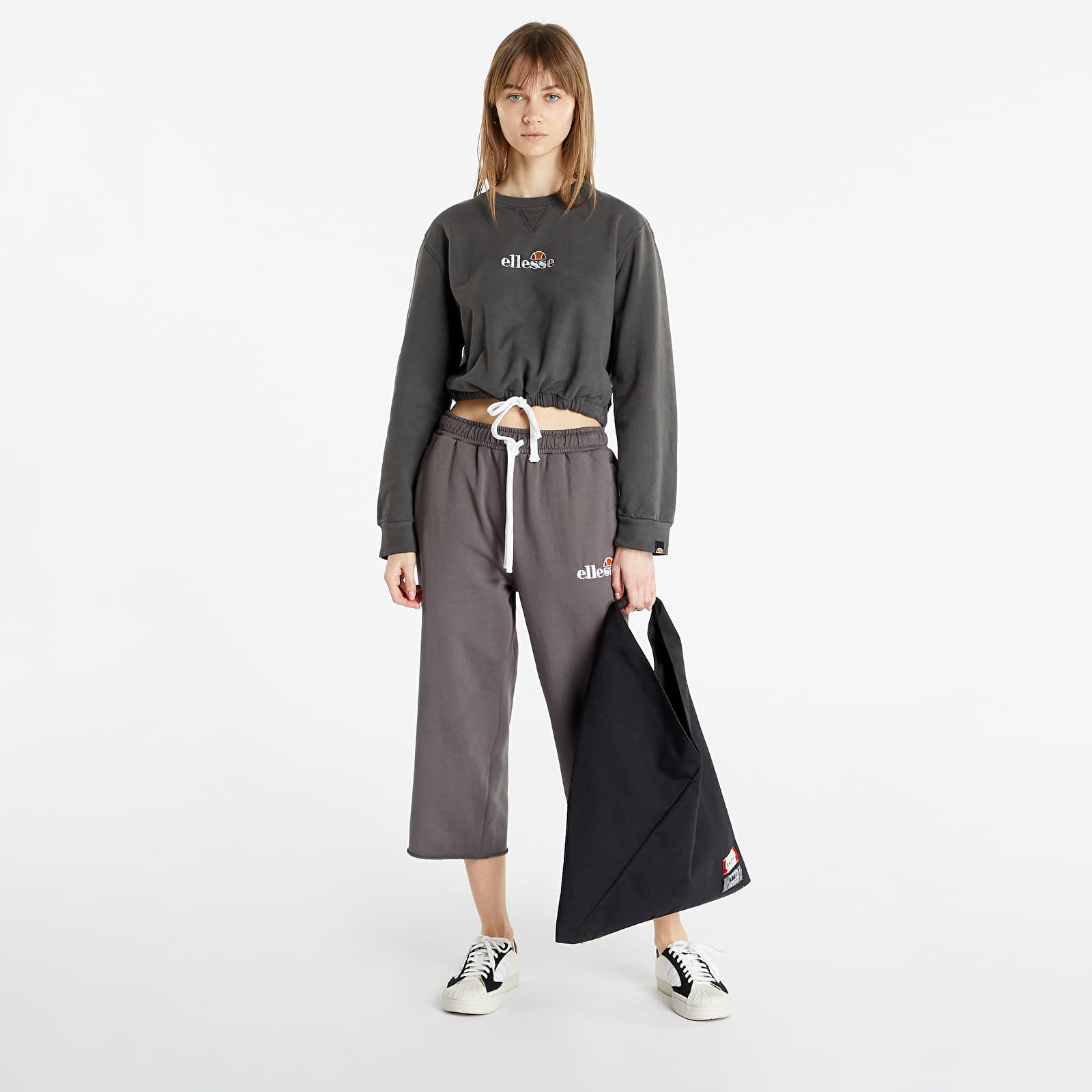 Hoodies and sweatshirts  Ellesse Popsy Cropped Sweatshirt Black