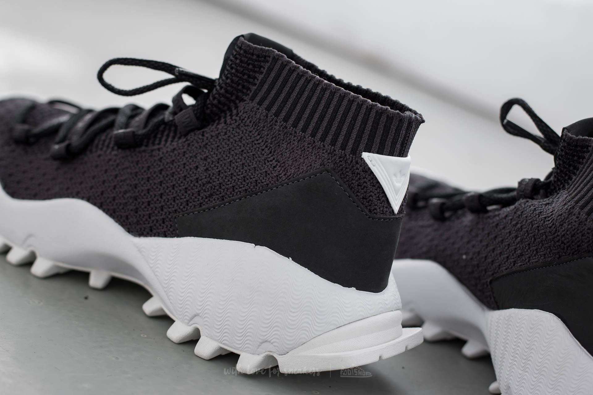 Herenschoenen adidas x White Mountaineering Seeulater Utility